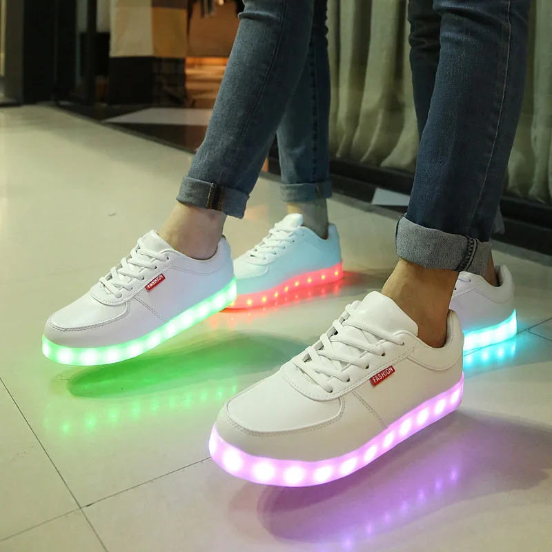 

POINT BREAK Colorful LED fluorescent night running shoes 2016 hot  lovers  and comfortable USB charging students