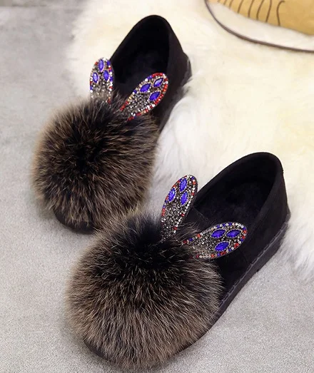 Новые ботильоны для женщин на плоской подошве с меховым помпоном; botines mujer; коллекция года; повседневная обувь из флока с круглым носком; женские ботинки с кристаллами; обувь на платформе