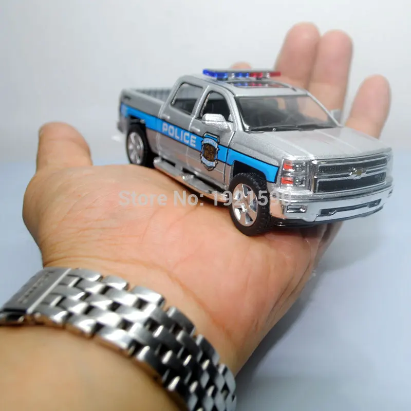 KT 1/46 масштаб автомобиля игрушки полиции Ver. 2014 Chevrolet Silverado литая под давлением металлическая модель автомобиля для подарка/детей/коллекции