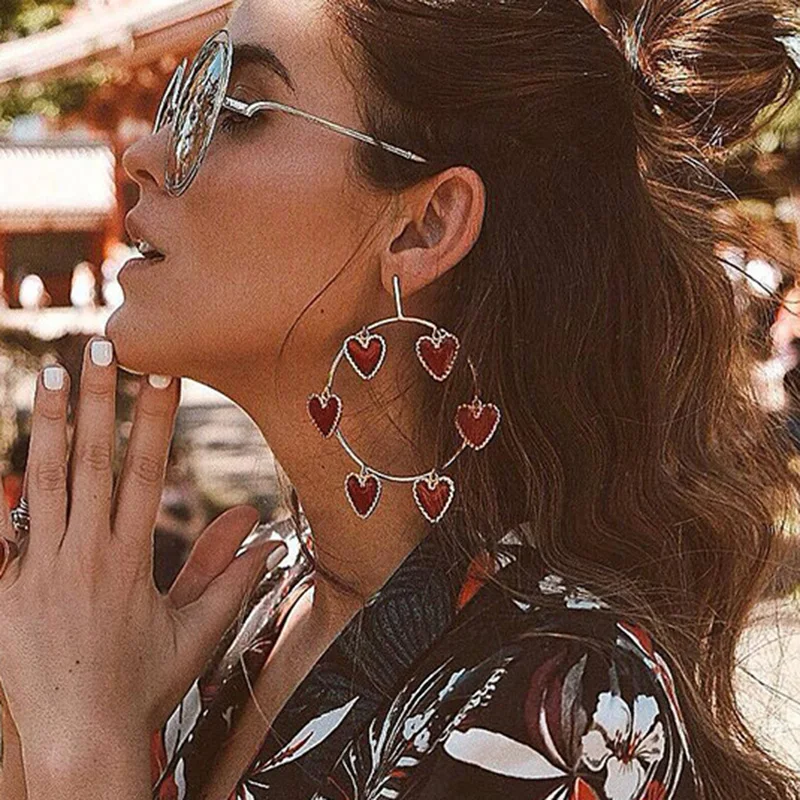 

2019 New Design Fashion Exaggerated Gold Edge Enamel Red Heart Charm Big Loop Dangle Earrings For Women Ladies Statement Earring