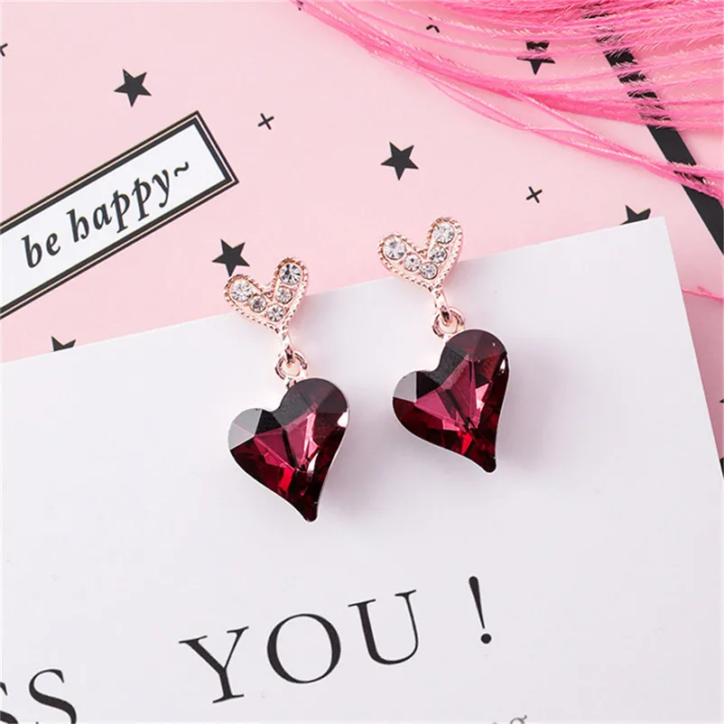 2018 Trendy stud earrings for women Fashion Zircon earrings Diamond-encrusted love heart earring Stud Earrings Brincos J04#N (2)