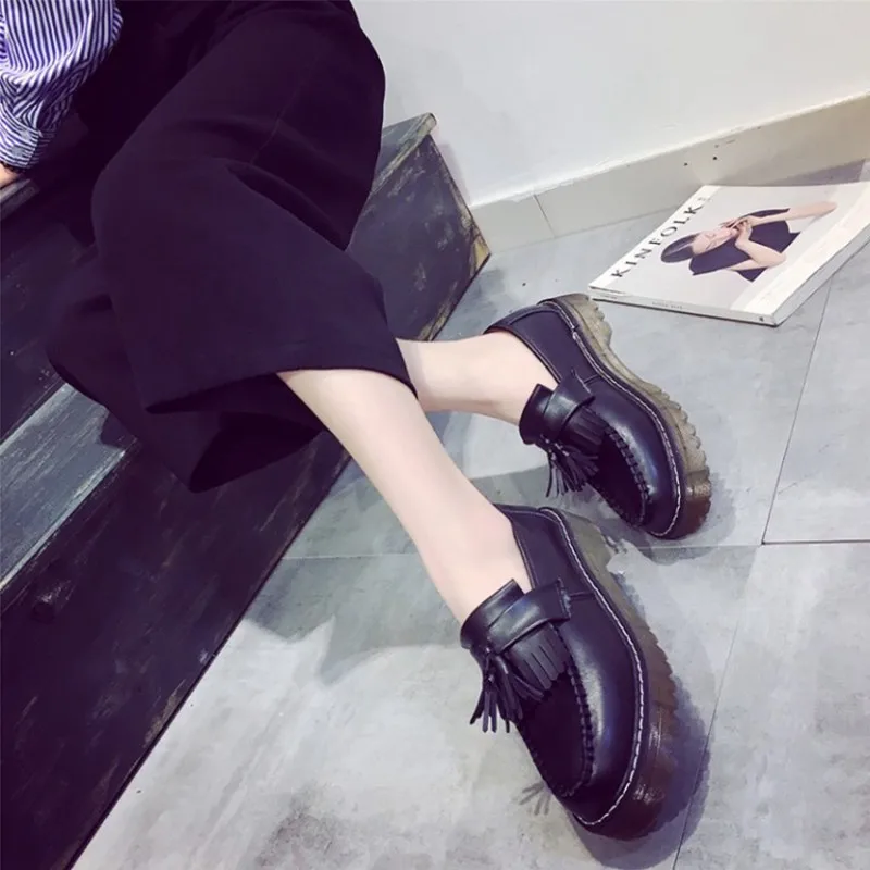 COOTELILI Tassel Flat Platform Shoes Women Fashion Slip On Oxford Shoes For Women PU Leather Flats Loafers Female Designers  (4)