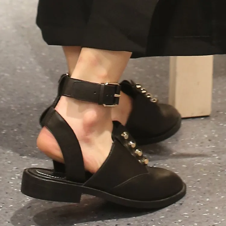 

2018 Hot Spring Autumn Shoes Woman Casual Flats Slingbacks Round Toe Leather Flats Ankle Wrap Buckle Strap Design Runway Shoes