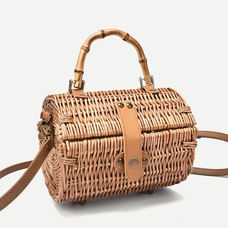 

2019 Handmade bamboo small round Crossbody Bags rattan straw retro simple Summer Women Round Beach handbag shoulder bag