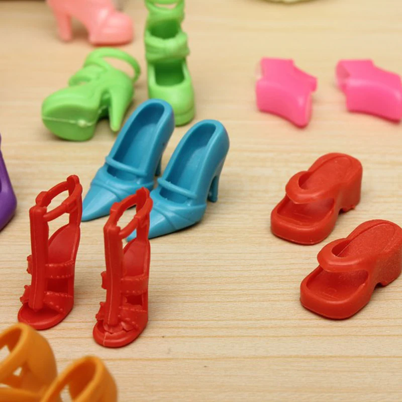 New fashion mixed Style different mixed Shoes Boot 40 Pairs / lot For Barbie Doll Multiple colors Doll accessories,doll accessories,doll shoes