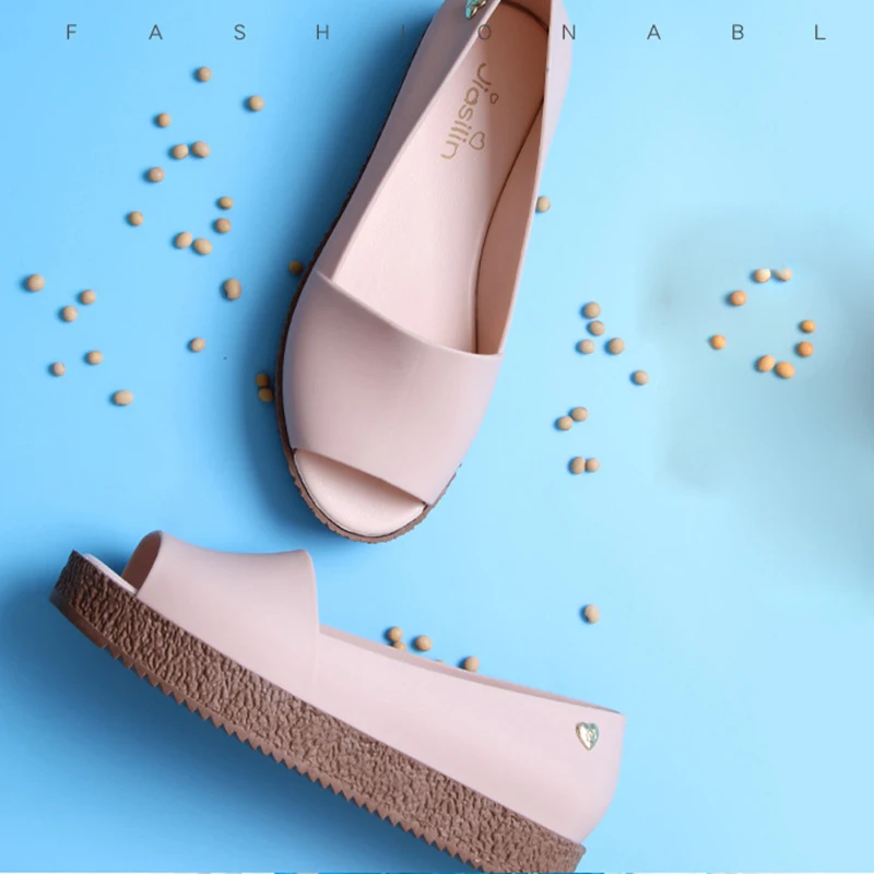 

2018 Summer Women's Flat Platform Jelly Sandals PVC Waterproof Peep Toe Beach Slippers For Woman Girl Laides 4 colors