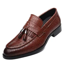 Tassel Alligator Leather Shoes Pointed Toe Moccasins Men Slip On Brown Black Wine