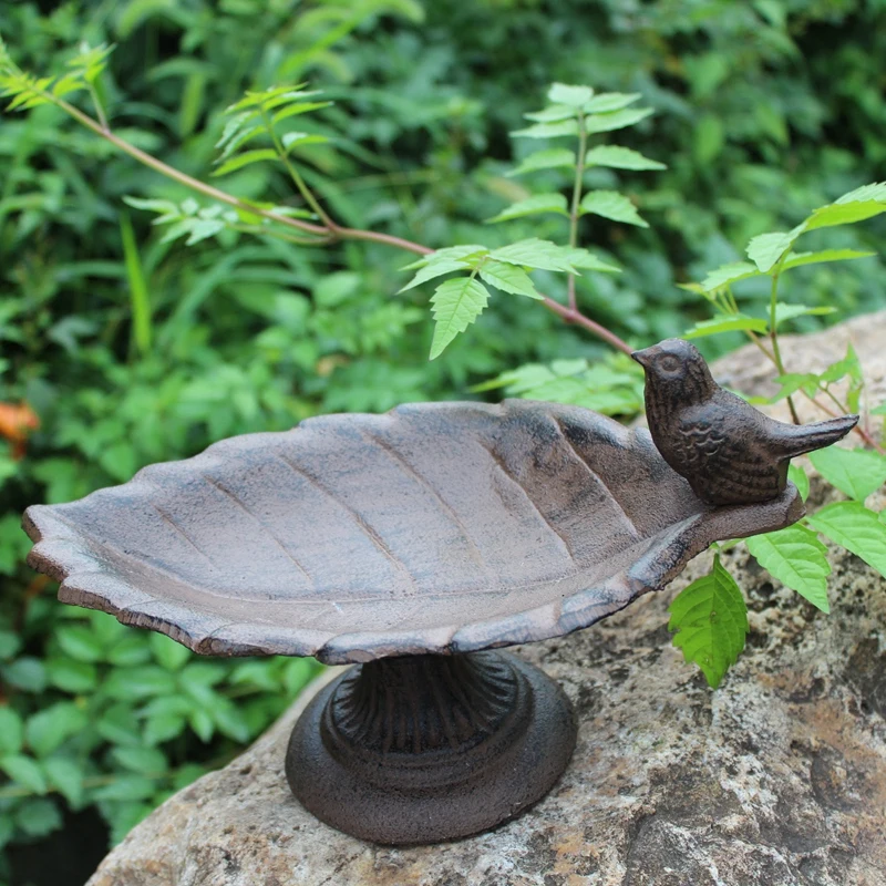 

Antique Footed Leaf with Round Base Design Cast Iron Bird Feeder Tray