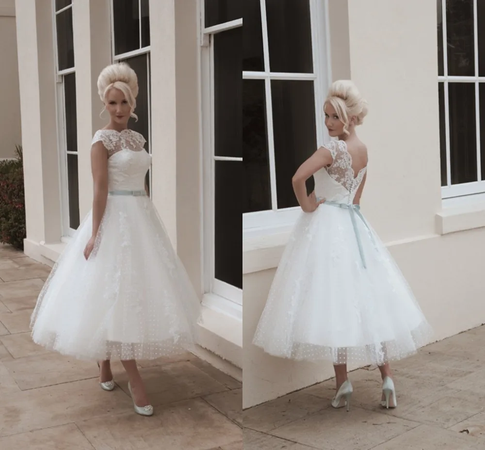 Vintage Style Wedding Dress Popular Tea Length Ball Gown