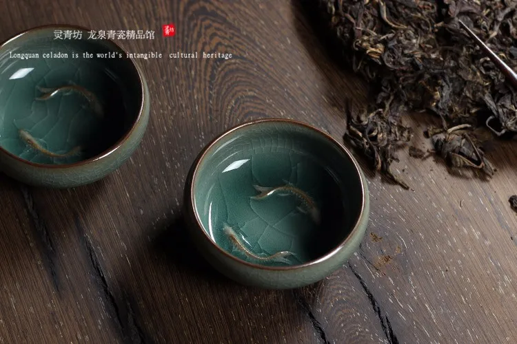 [GRANDNESS] Китайский Longquan Celadon фарфоровая чайная чашка и блюдце чайная чаша с золотой рыбкой 60 мл Celadon Crackle чайная чашка