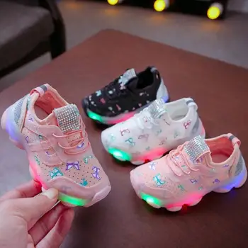 

New LED lights children casual shoes breathable boys and girls sports shoes non-slip running shoes glowing Sneakers