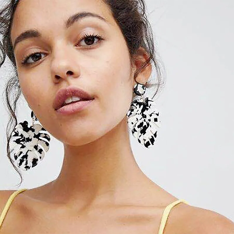 

Pomlee Bohemian Resin Leaf Drop Dangle Earrings for Women Wedding Jewelry Girls Gift Ethnic Mix Color Statement Earrings Bijoux