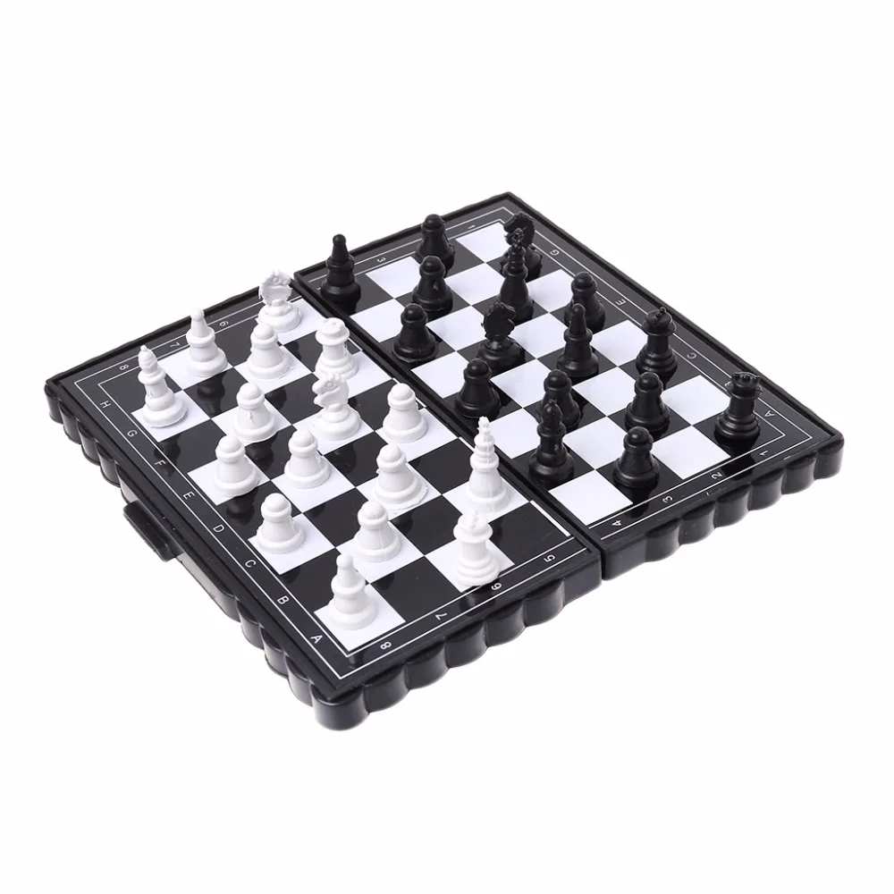1 комплект Мини Переносные шахматы складные магнитные Пластик шахматная доска Настольная игра Kid Игрушка развлечения шахматы игры