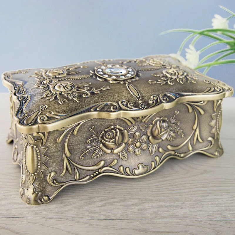 

Size XL Vintage Metal Art Jewelry Storage Box Double Layers Jewelry Displays Flower Carved Stone Decor Wife Girlfriend Gift