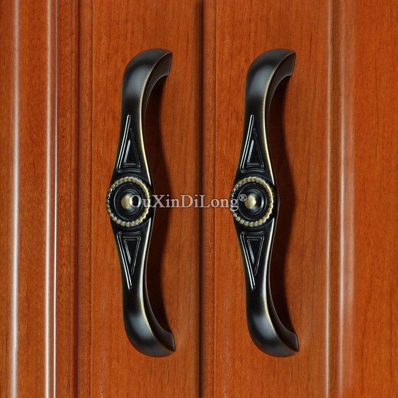 cheap European Elegant 2PCS Solid Brass Kitchen Cabinet Door Handles Cupboard Wardrobe Drawer TV Wine Cabinet Pulls Handles and Knobs