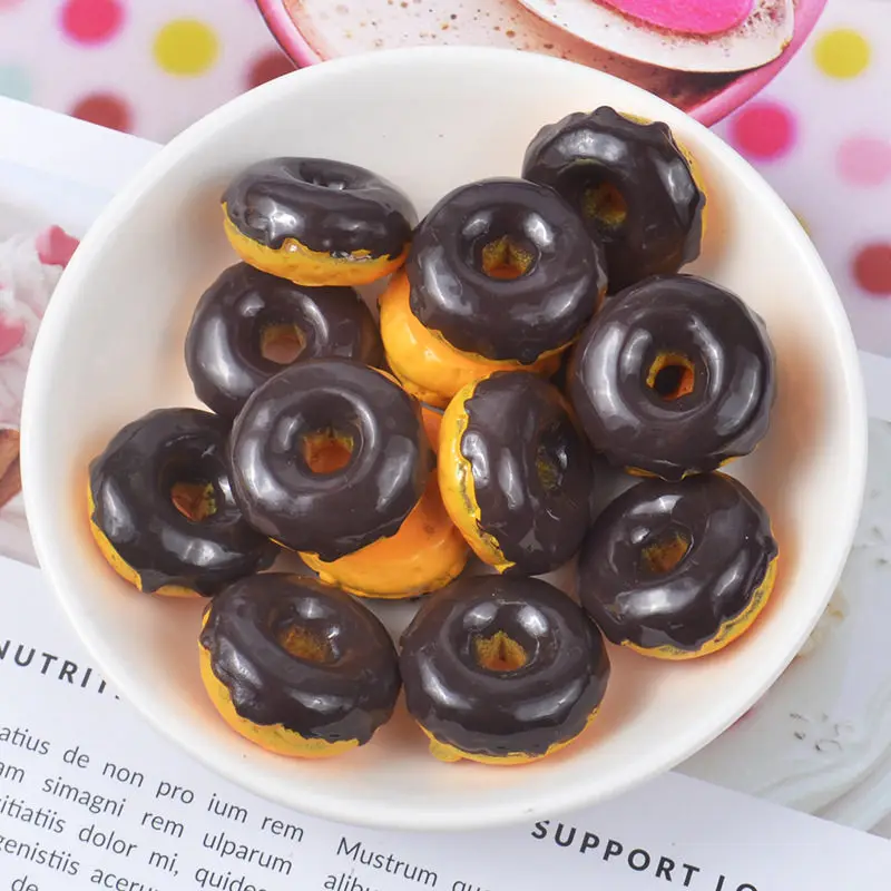 

6pcs Kawaii Artificial Fake Bread Donut Doughnut Dollhouse Simulation Model Craft Toy Kitchen Pretend Toys For Children