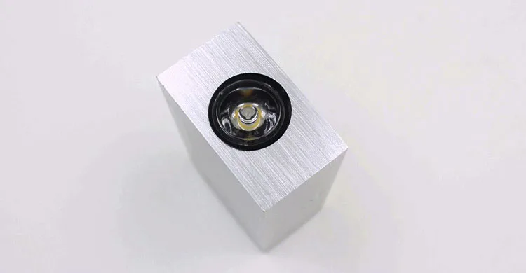 3571728028_1277966808