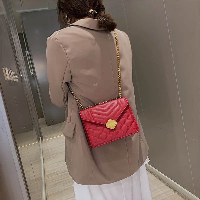 

2019 Hot sell fashion women Chain Quilting bag casual cross by bag vintage business brief women handbag leather quality hobo bag