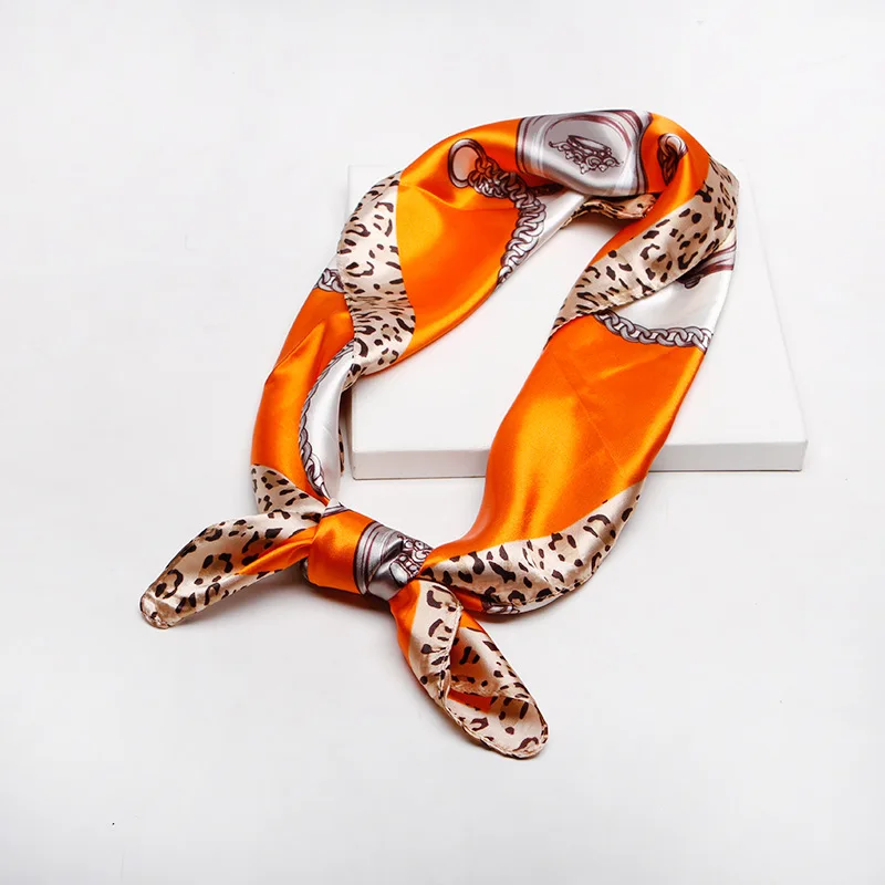 

Luxury Brand 90*90CM Head Scarf Bandana Women Summer Print Silk Scarf Neck Scarf New Banda Foulard Femme