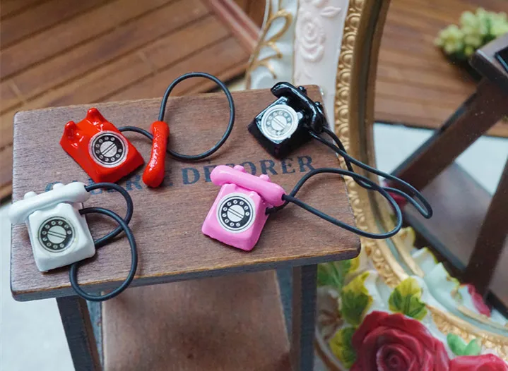 

New Mini Telephone BJD Mini Telephone Doll Scene Decoration Doll Accessories (suitable for blyth, Azone,BJD,LIcca,1/6Doll)