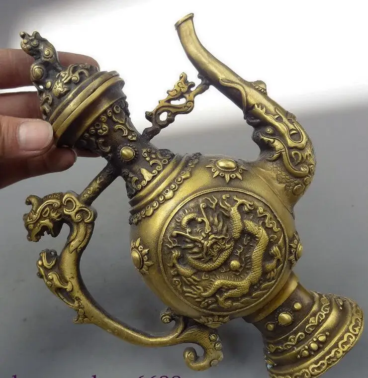 Народное искусство Китая китайская латунь JiXiang Fly Dragon Pearl Beast чайник скульптура