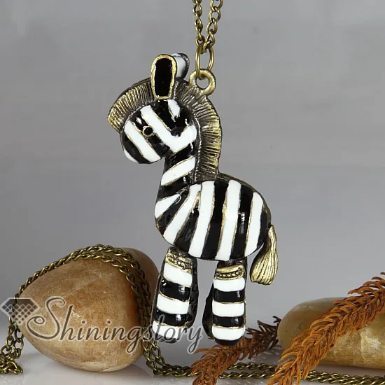 

Zebra brass antique long chain pendants necklaces cheap fashion ladies and man pendants necklaces