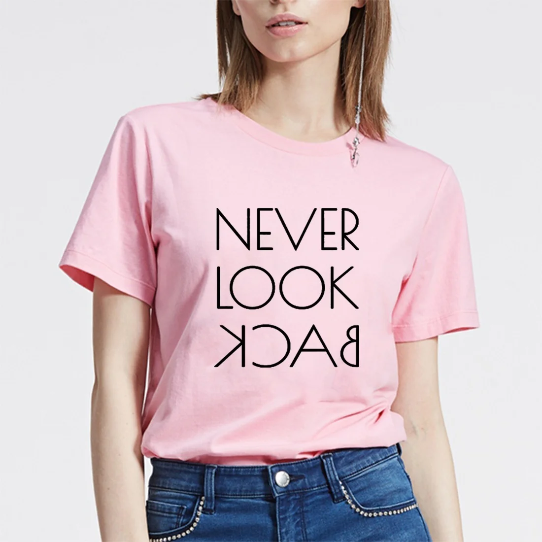 Женская хлопковая футболка с коротким рукавом и круглым вырезом Never Look Back