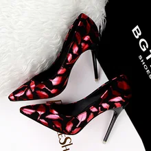 2016 New Sexy High heeled Pumps font b Women b font Shoes High Heels Feather Printing