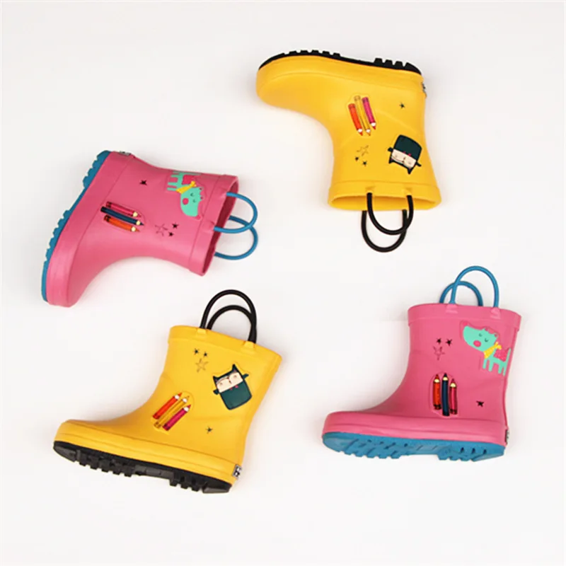 Детские непромокаемые сапоги для мальчиков и девочек; однотонные детские непромокаемые сапоги с героями мультфильмов; непромокаемые сапоги высокого качества для малышей; цвет розовый, желтый