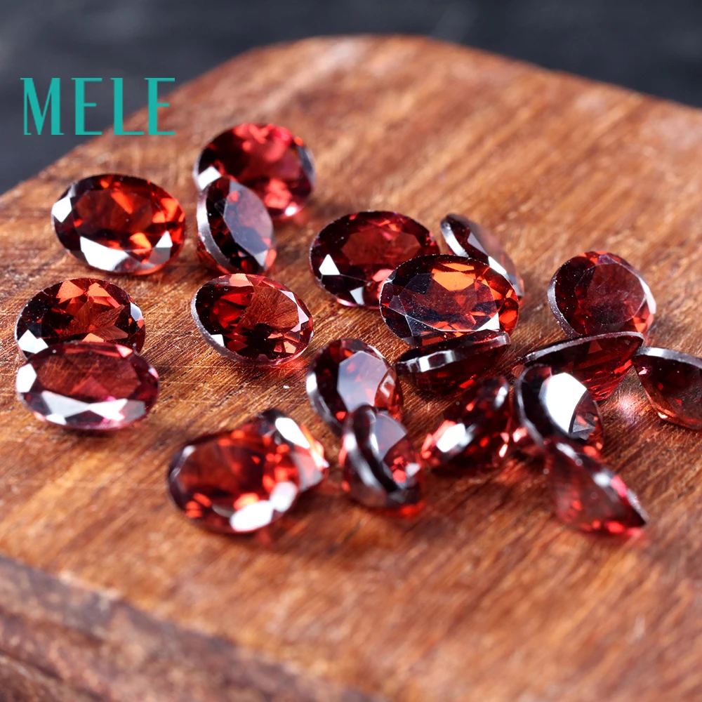 Natural red garnet loose stone in oval shape6mm*8mm 1p , good cutting and good fire , best choice for jewelry design
