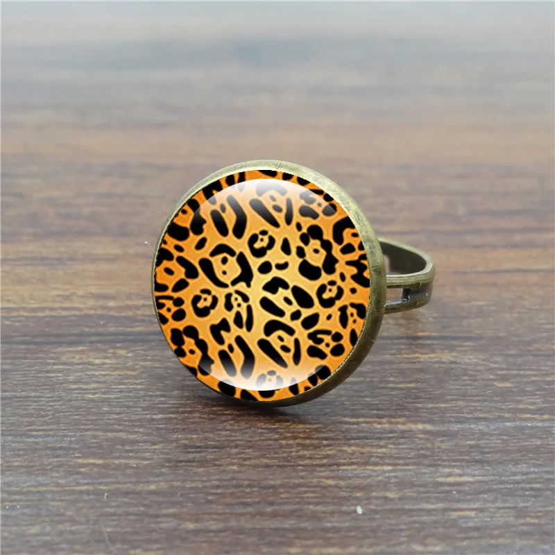 Fashion Leopard Glass Cabochon Women rings Vintage Bronze Adjustable