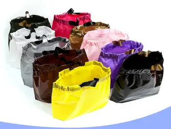 

Plastic Bag Wedding Jewelry Candy Gifts Packaging Bag Blank Plastic Gift Bags With Handle Custom Logo Personal Printing Bag
