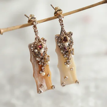 

wing yuk tak Luxury Geometric Colorful Stud Earrings