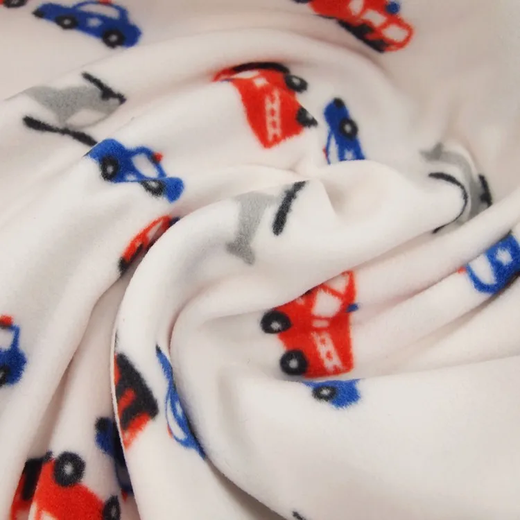 2723408745_485496958