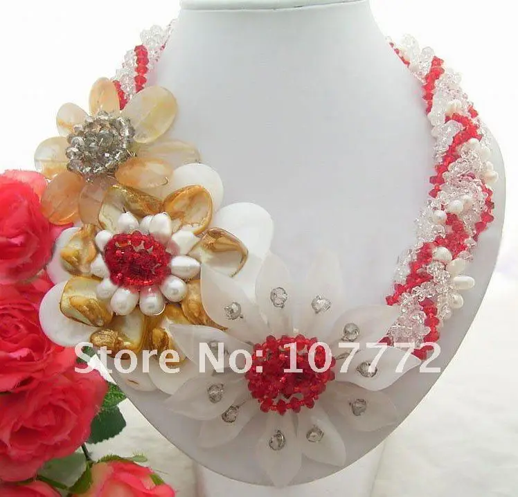

White Pearl&CrystalNecklace