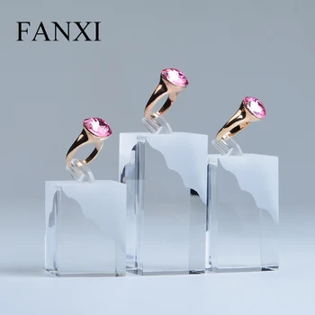 

FANXI Transparent and Matte Acrylic Jewellery Exhibitor Organizer Ring Jewelry Shop Display Rings Display Holder Ring Exhibition