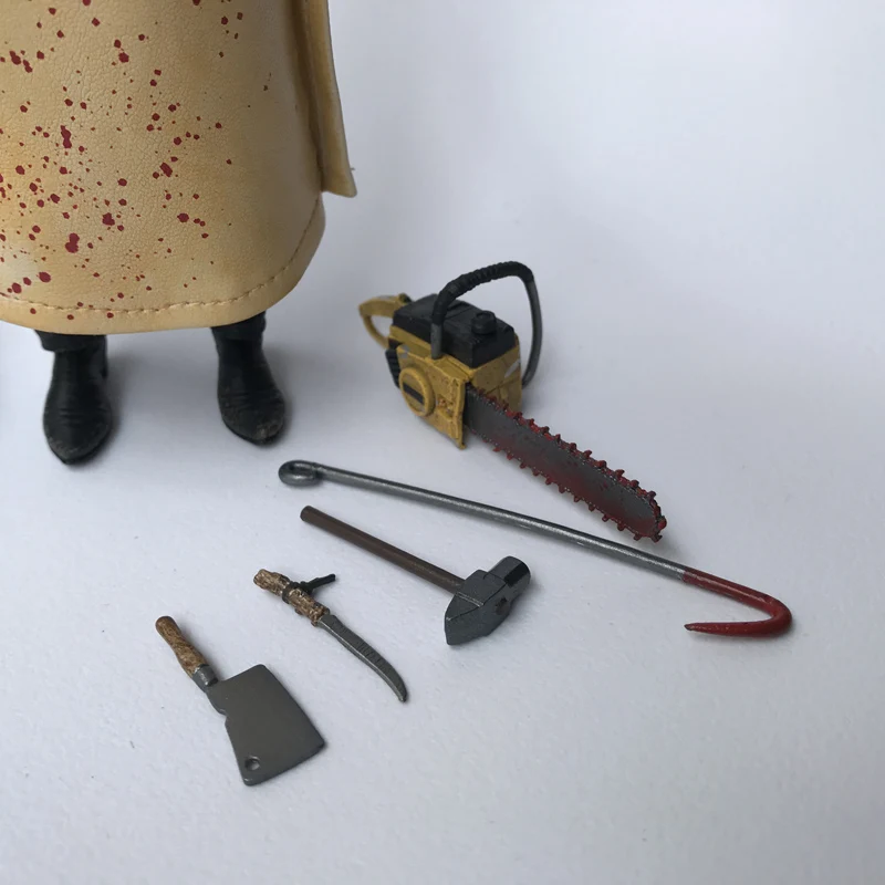 18cm NECA 40th Anniversary Ultimate Leatherface Classic Terror Movie The Texas Chainsaw Massacre Action Figure In 3D Boxed (3)