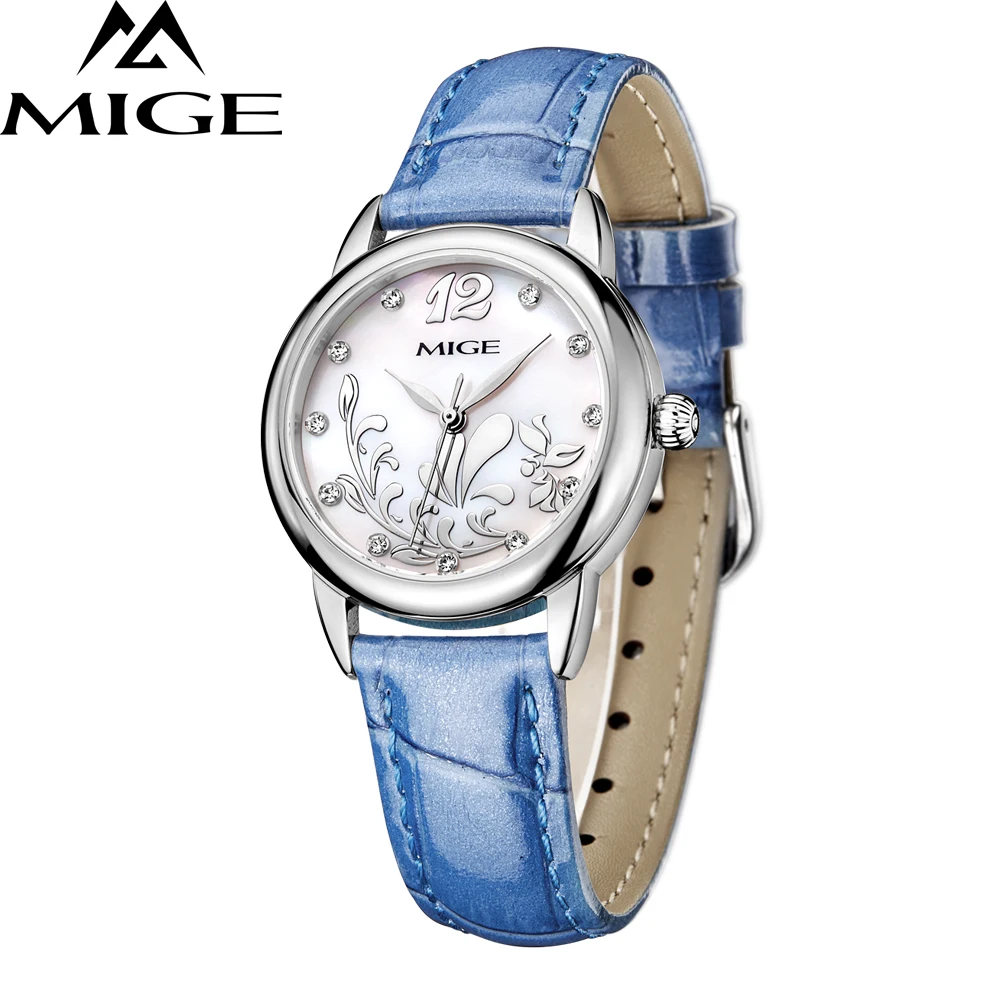 Новые модные женские часы кварцевые часы с кожаным ремешком белые розовые водонепроницаемые часы с пряжкой для девочек повседневные женские наручные часы - Цвет: Небесно-голубой