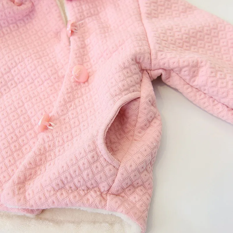 Baby girl Coat In Autumn and winter  Pure color dots Little bear bag Hooded jacket for Kids Children  (4)
