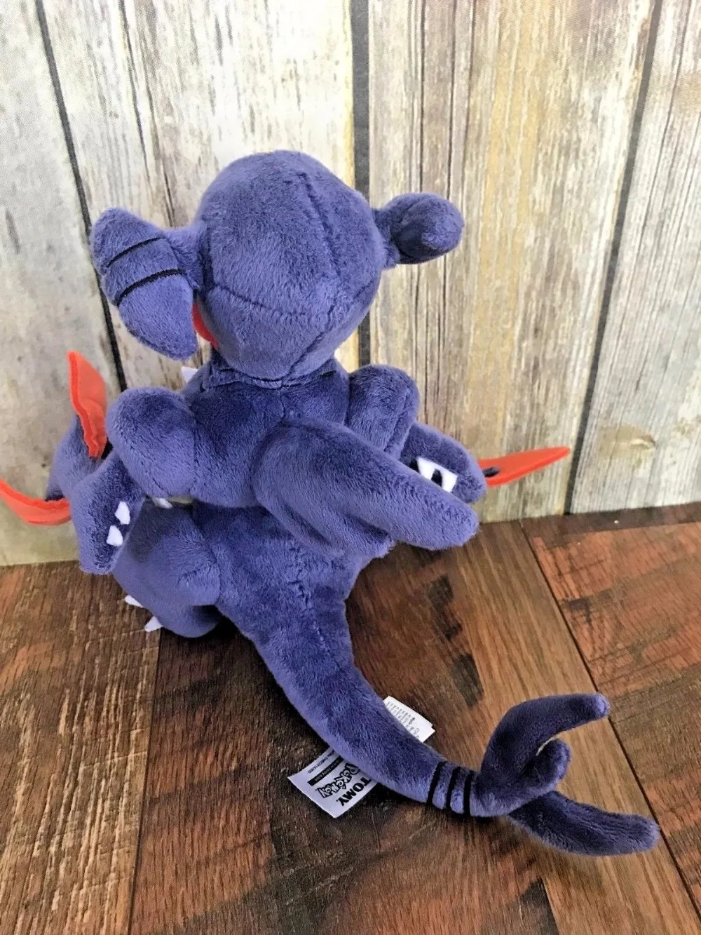 Новая плюшевая игрушка Tomy Mega Garchomp 10"