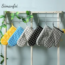 Simanfei бытовой Перчатки Кухня Пособия по кулинарии Микроволновая печь Митт изоляцией Нескользящие перчатки утолщение высокое Температура печь Прихватки для мангала