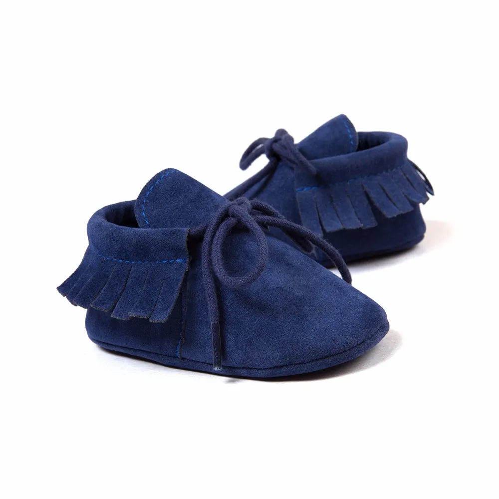 Обувь для маленьких мальчиков и девочек; обувь для малышей; детские мокасины из искусственной кожи с кисточками; обувь для новорожденных на шнуровке