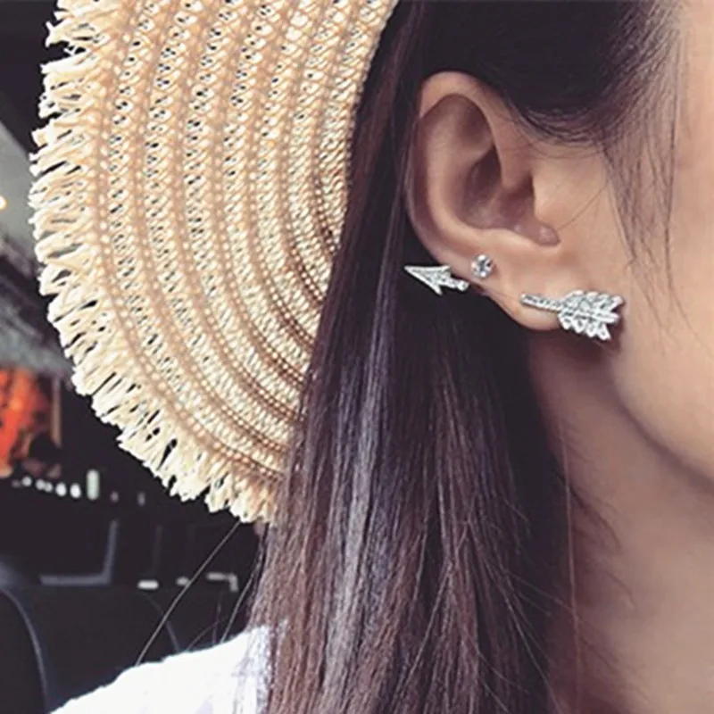 

Europe tidal range of street shooting arrows personalized earrings Korean couple making love arrow