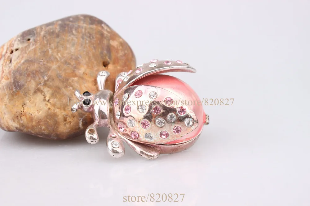 Mini Beetle Trinket box Crystal Beetle Ring Box Insect Bug Beetle Lady Bug Crystals Jewel Jewelry Wedding Favor Gift Trinket Box showcase presents blue beetle volume 1