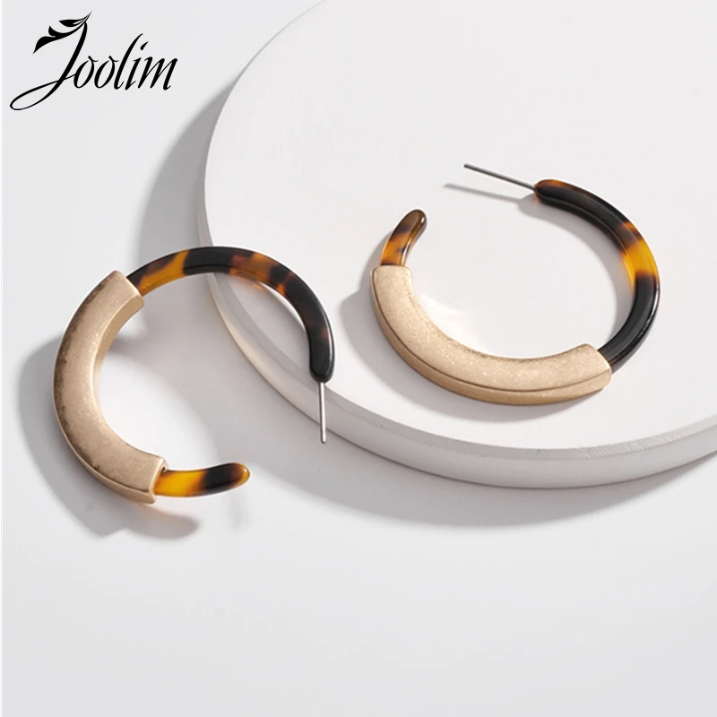 

Joolim Jewelry Wholesale/2 Colors Leopard Resin C hoop Earrings For Women Design Earrings