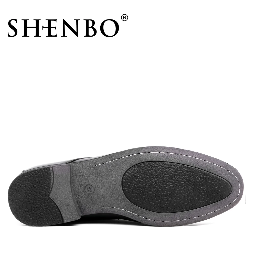 Бренд shenbo классические простые Стиль Мужские модельные туфли модные резные Для