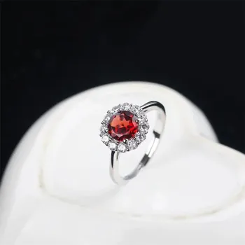 

gemstone fine jewelry factory wholesale 7mm oval shape 925 sterling silver natural Garnet ring for women