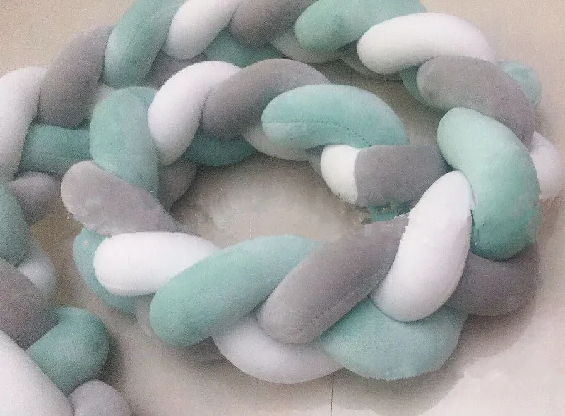 Gray-White-Green