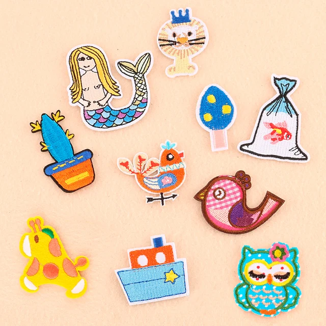 041 2018 Fun Patches Pour Enfants Vêtements De Bande Dessinée Oiseaux Poisson Rouge Ampoule Cactus Broderie Fer Correctifs Pour Les Vêtements Sacs