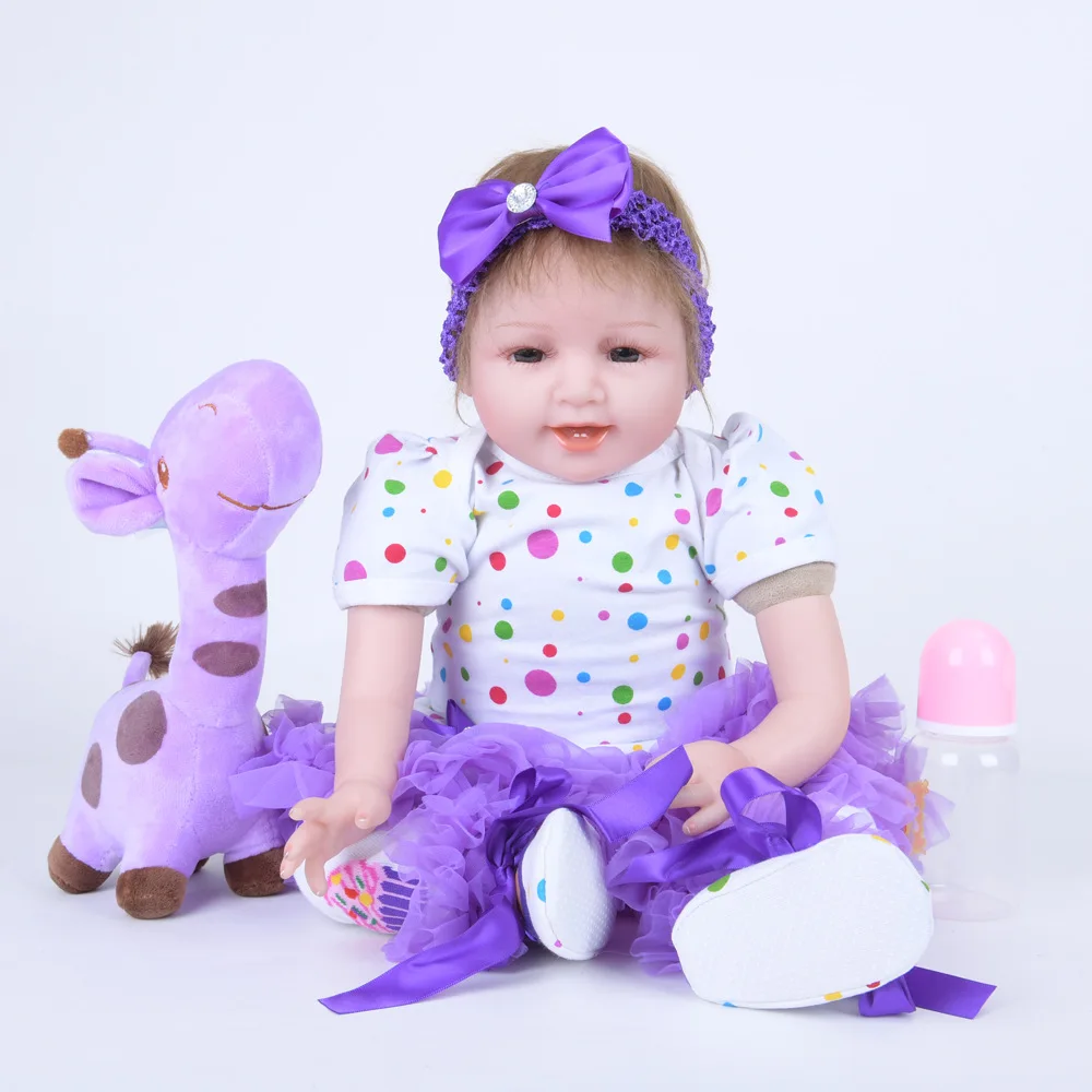 

55cm Smile Lovely Silicone Reborn Baby Doll Newborn Girl Doll with Soft Cloth Body Toy for Birthday New Year Xmas Gifts